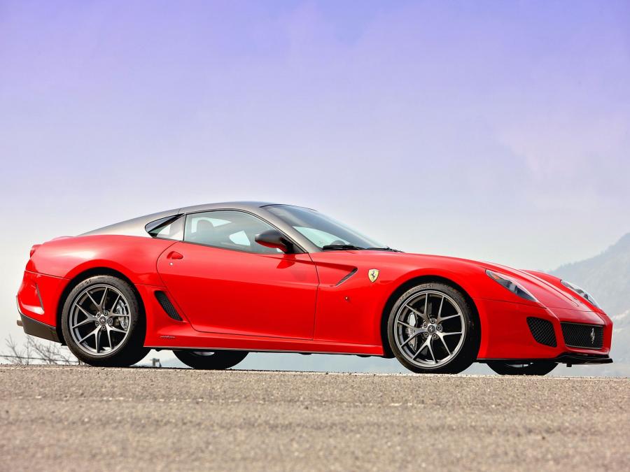  Ferrari 599 GTO 2010 года  (фото 21 из 39)